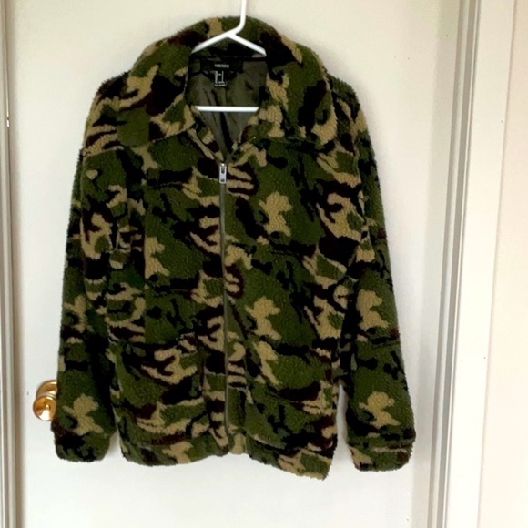 Forever 21  Winter Jacket - Picture 3 of 3